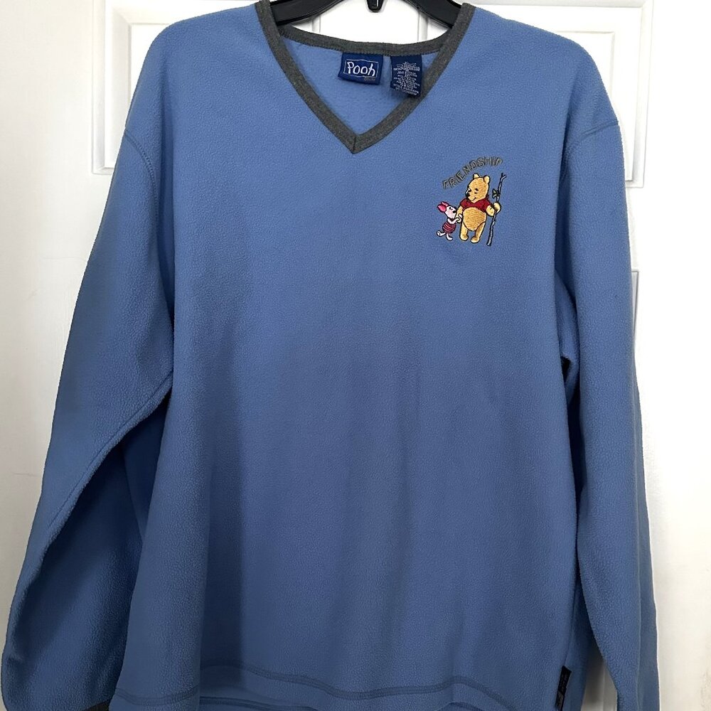 Disney Women's Winnie the‎ Pooh Blue V-Neck Sweatshirt Size Large (Friendship)